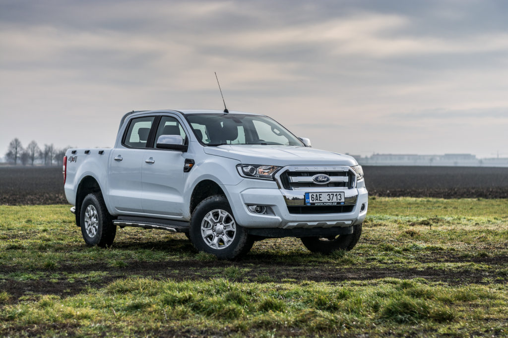 Test Ford Ranger 2.2 TDCi 2017: Auto pro velké kluky