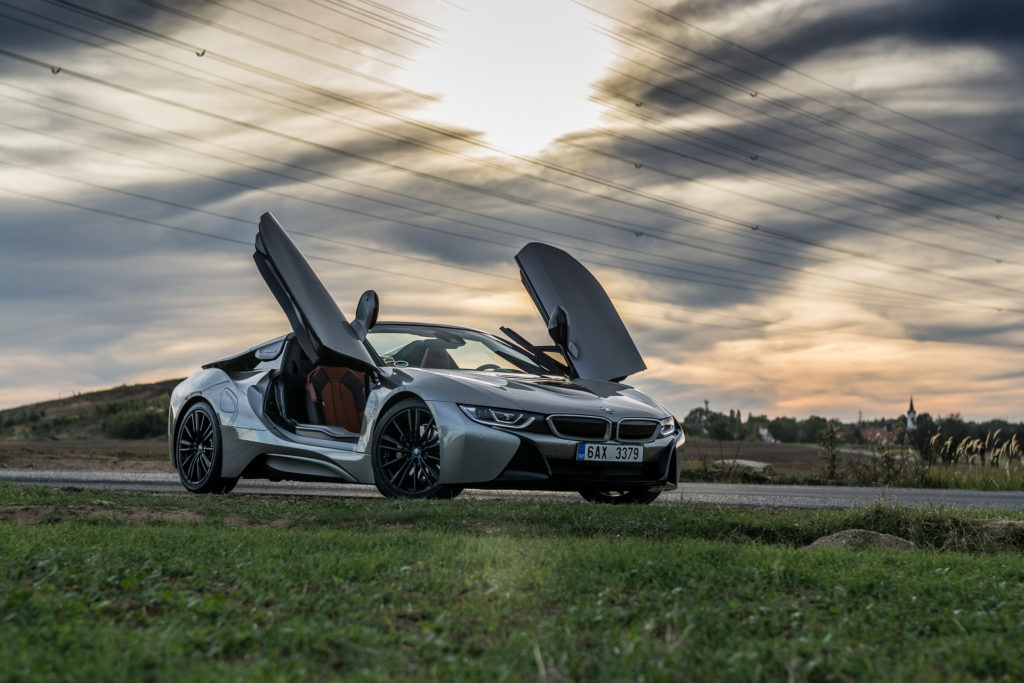 Test BMW i8 Roadster 2018: Vstříc budoucnosti! (+VIDEO)