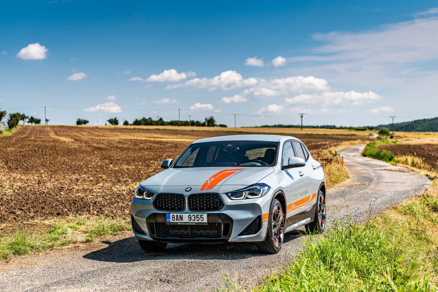 BMW X2 xDrive 20i Edition M Mesh: Zábavnější, než se zdá