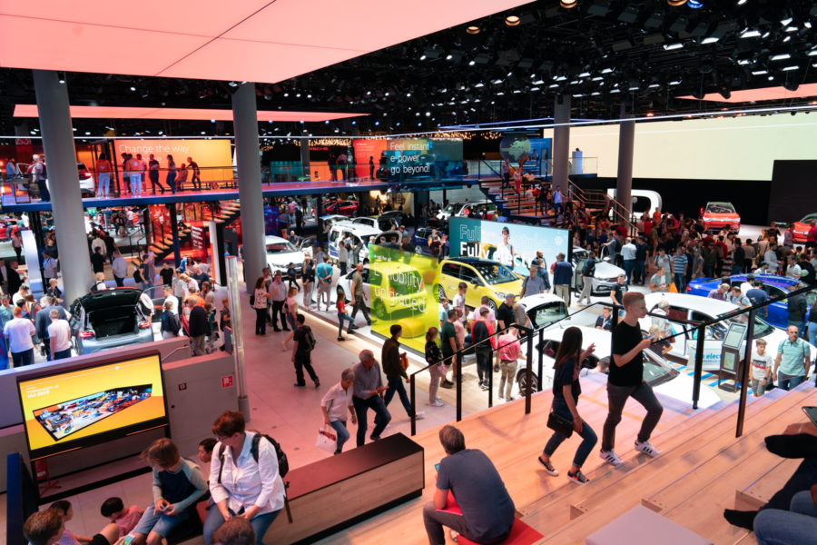 Co potřebujete pro cestu na autosalon do Mnichova a na kolik vás vyjde