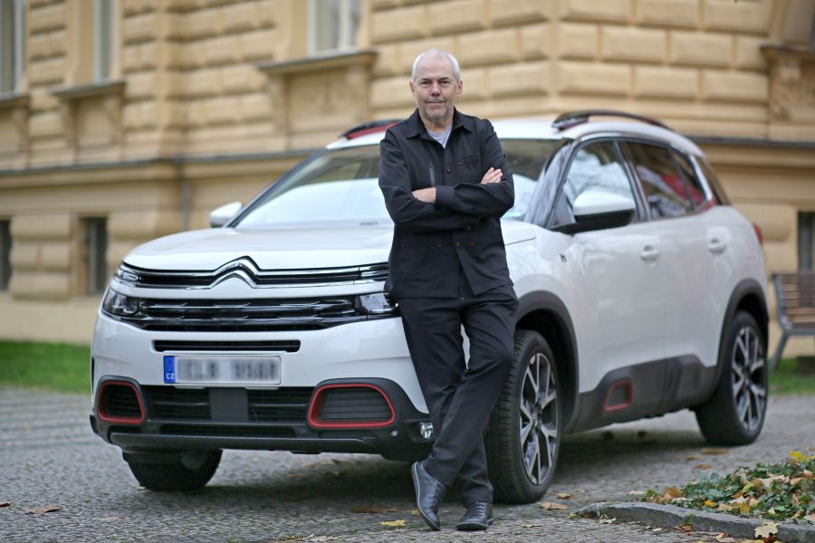 Marek Eben převzal nový Citroën C5 Aircross plug-in hybrid