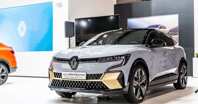 Výstava e-Salon 2021 přináší premiéru nového Renaultu Megane