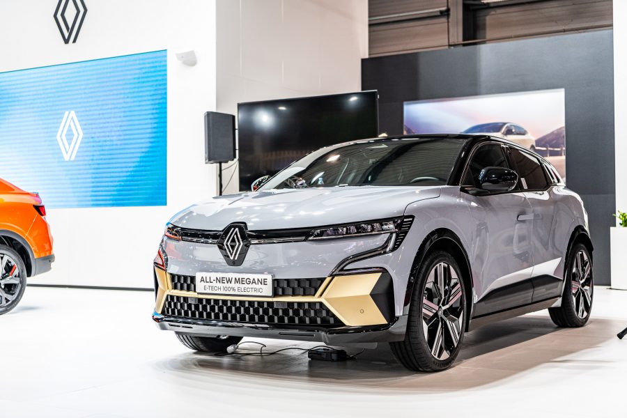 Výstava e-Salon 2021 přináší premiéru nového Renaultu Megane