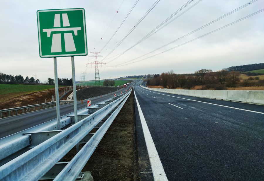 Neplaťte za elektronickou dálniční známku víc, než musíte
