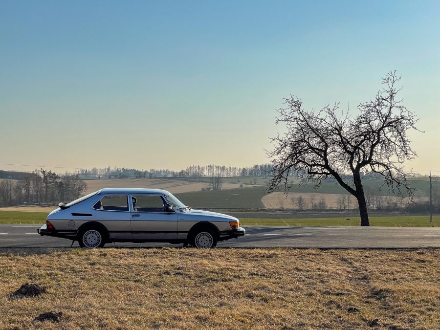 Saab 900: Jak jsem k veteránu přišel