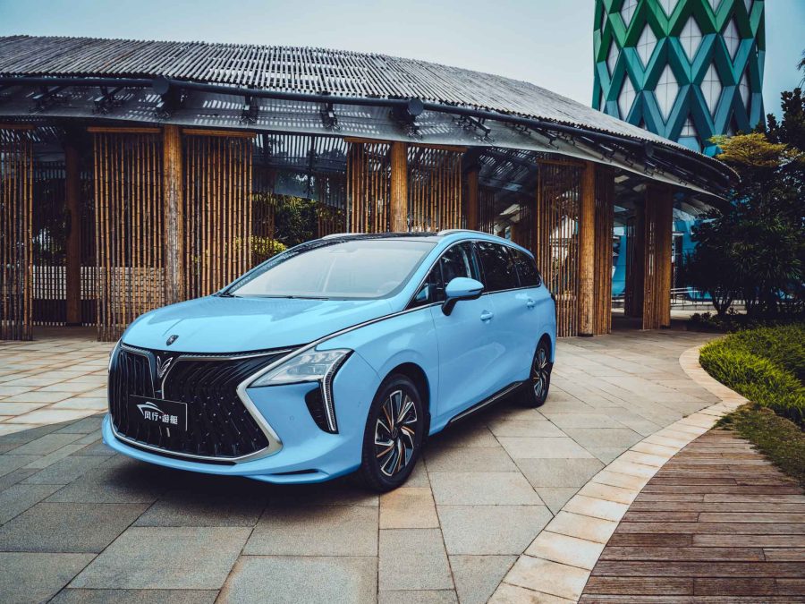 Sedmimístné rodinné auto za 765 tisíc, to je Dongfeng U-Tour