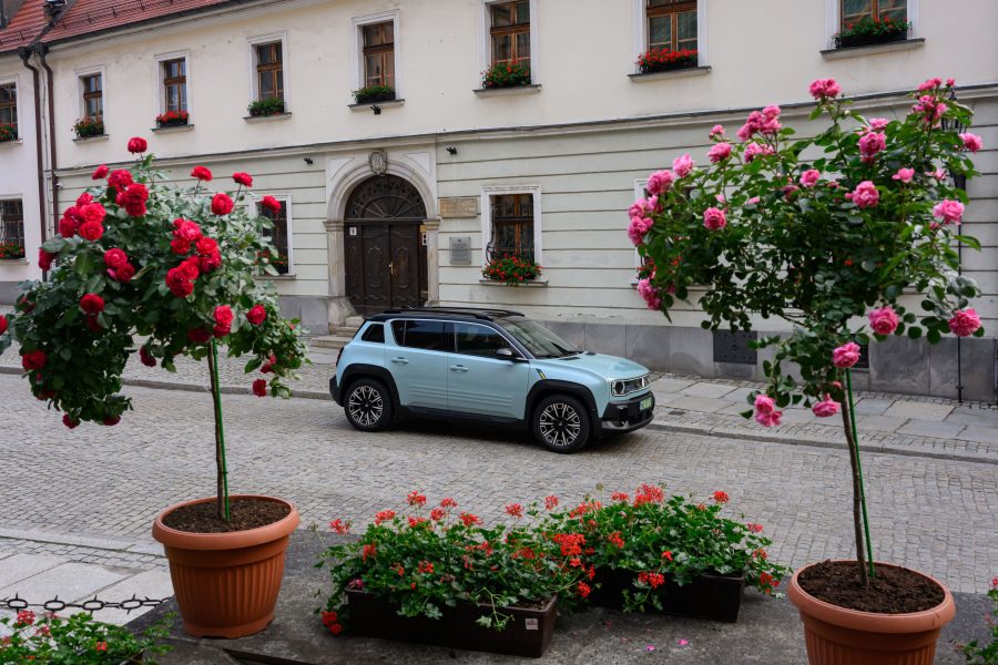 Renault 4 si můžete vyzkoušet na 4 týdny a pak klidně vrátit