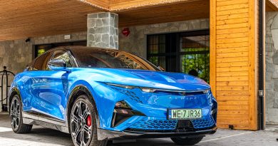Alpine A390 GT: Vypadá skvěle a v základu nabídne 400 koní