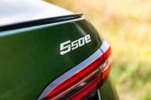 BMW 550e 2024