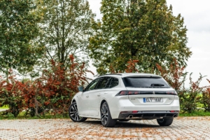 Peugeot 508 SW GT hybrid 225 2020