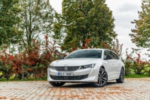 Peugeot 508 SW GT hybrid 225 2020