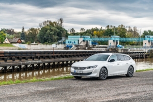 Peugeot 508 SW GT hybrid 225 2020