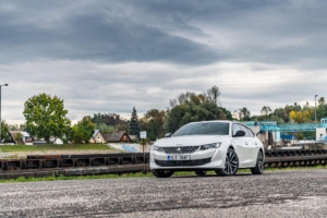 Peugeot 508 SW GT hybrid 225 2020