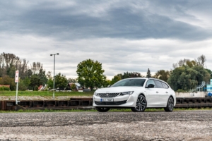Peugeot 508 SW GT hybrid 225 2020