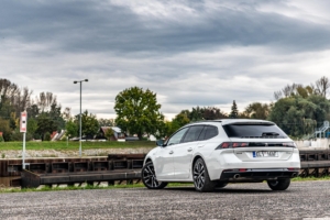 Peugeot 508 SW GT hybrid 225 2020