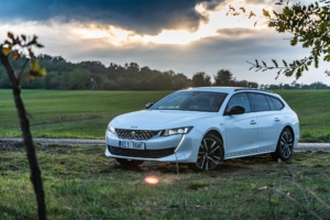 Peugeot 508 SW GT hybrid 225 2020