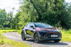 Toyota C-HR 2024