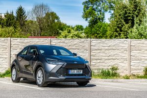 Toyota C-HR plug-in 2026