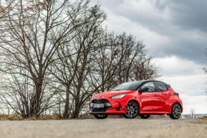 Toyota Yaris hybrid 2021