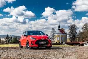 Toyota Yaris hybrid 2021