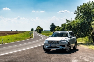Volvo XC90 B6