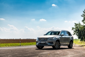 Volvo XC90 B6