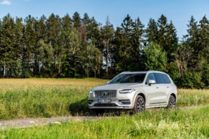 Volvo XC90 B6