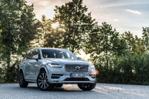 Volvo XC90 B6