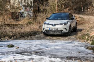 Toyota C-HR hybrid
