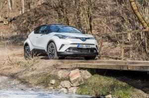 Toyota C-HR hybrid