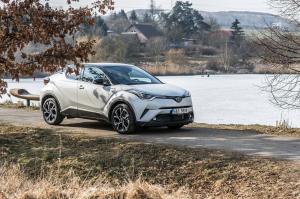 Toyota C-HR hybrid