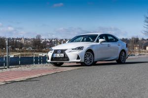 Lexus IS 300h
