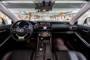 Lexus IS 300h